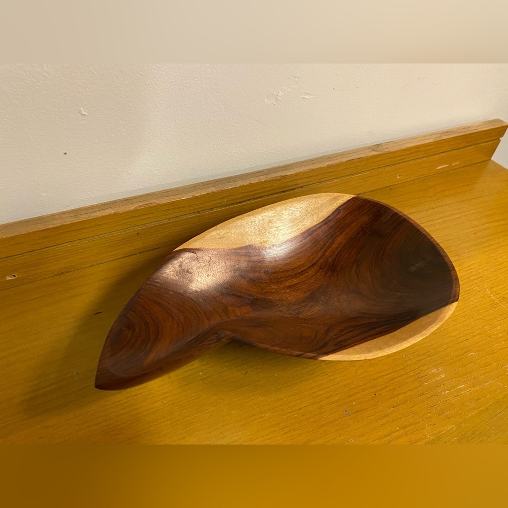 Persimmon Wood Fruit/Candy Bowl Plate Art Decor Hand Carved